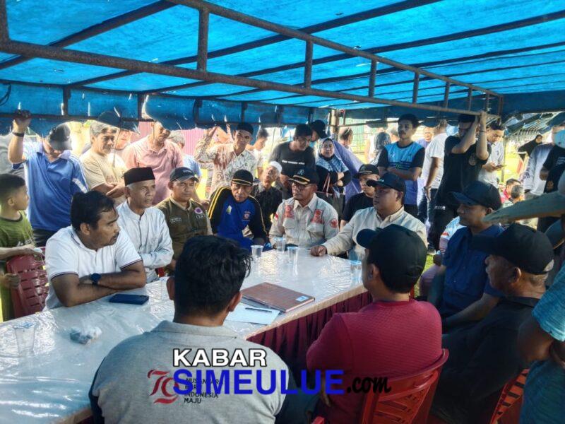 Rapat darurat di Posko Kebakakaran Kampung Air, Simeulue Tengah