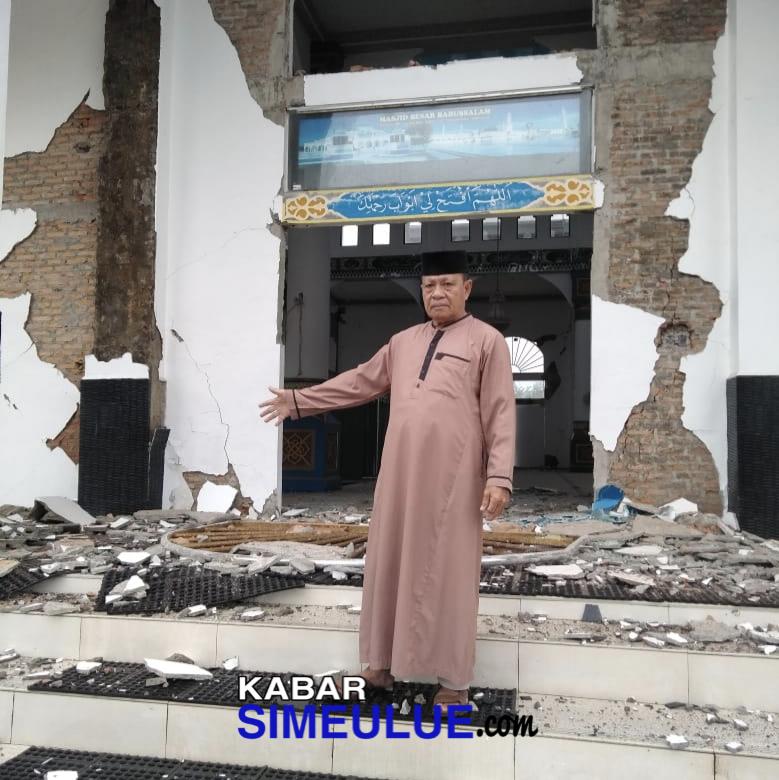 Mesjid Kampung Air Simeulue Tengah Rusak Parah